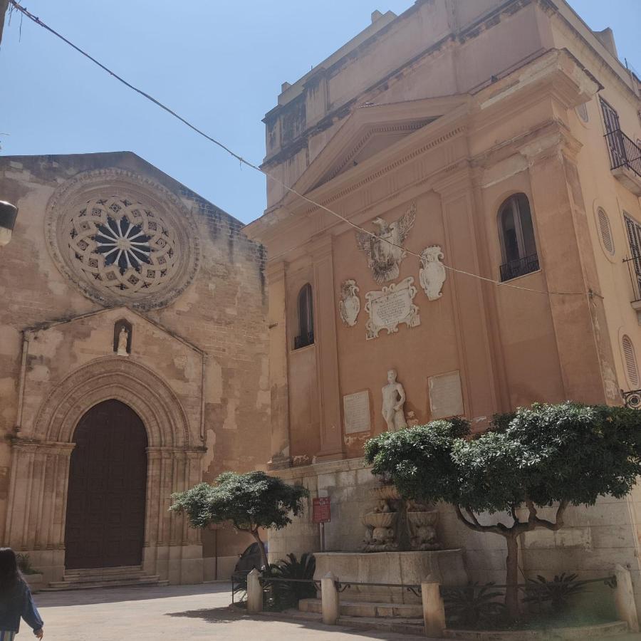 Carlo'S Rooms Trapani Exterior photo